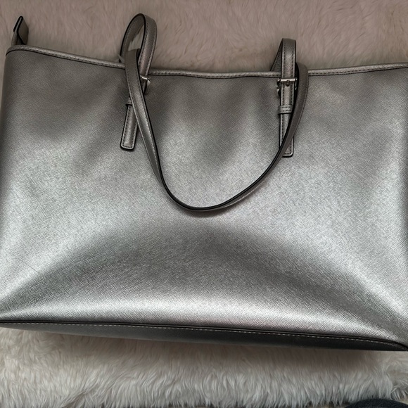 Michael Kors large jet set tote - Picture 8 of 11